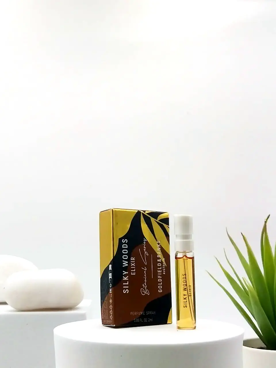 [9356353001166] Goldfield & Banks Silky Woods Elixir Parfum 2 ml Official Sample