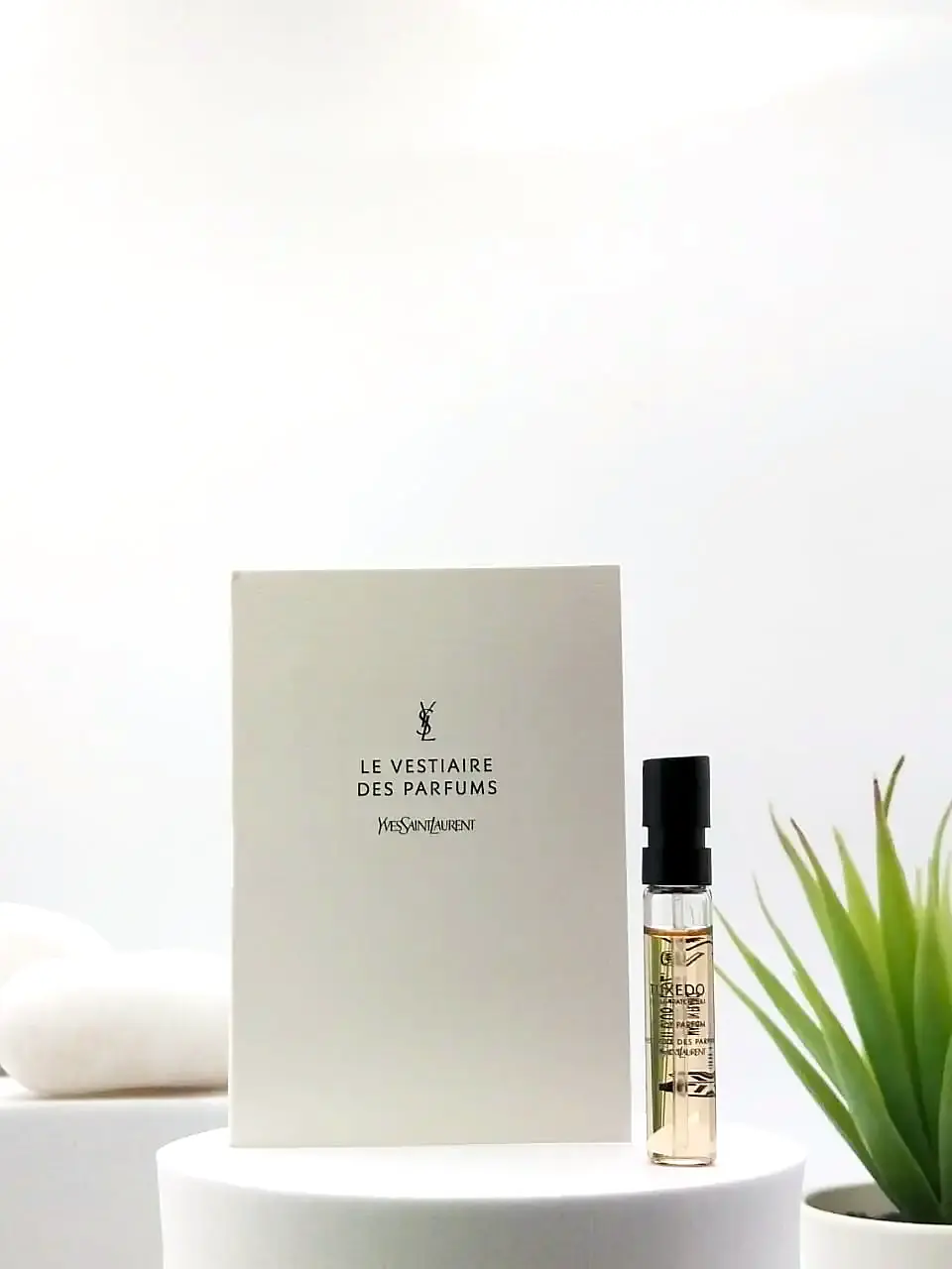 [3614272658318] Yves Saint Laurent Tuxedo EDP 2 ml Official Sample