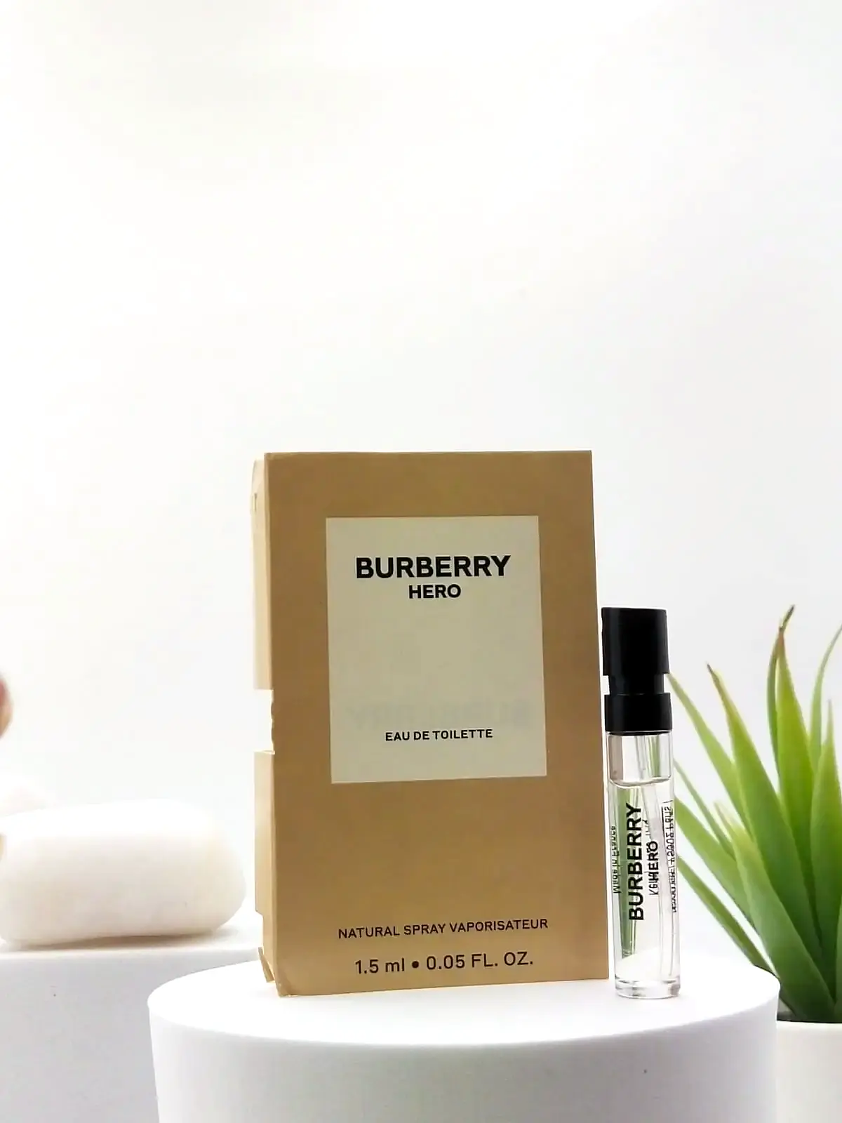 [3614229380293] Burberry Hero EDT 1.5 ml Official Sample
