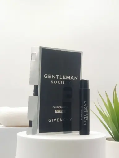 [3274872468009] Givenchy Gentleman Society Extreme EDP 1 ml Official Sample